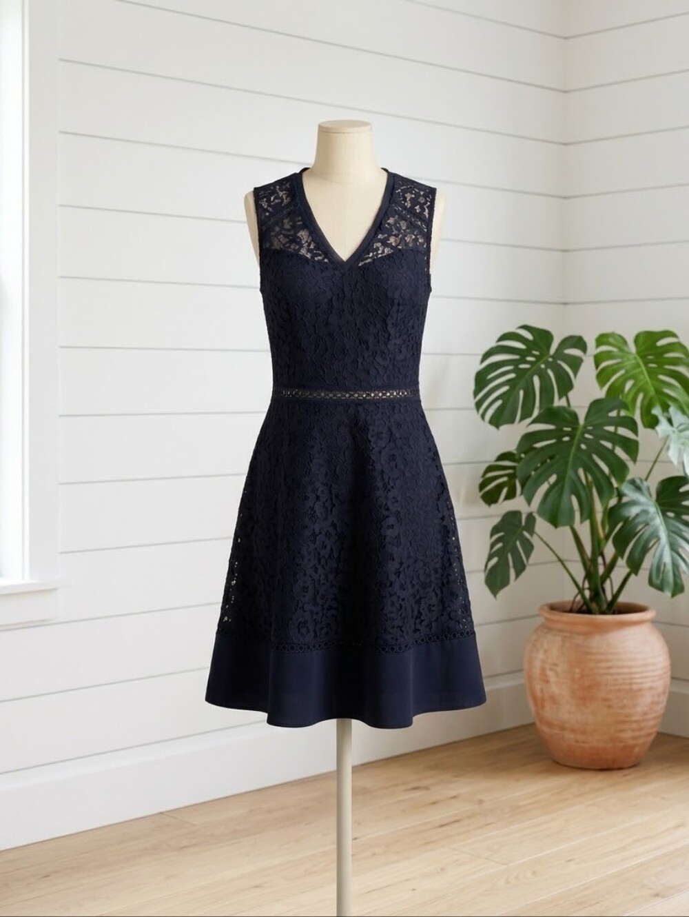 Claudie Pierlot Paris Navy Lace V-Neck Sleeveless Fit & Flare Dress, 36 US 4 Sm